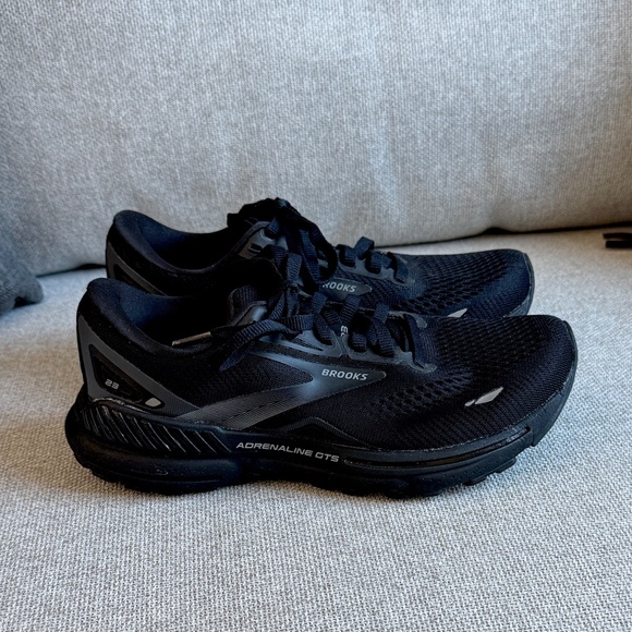 Brooks Adrenaline GTS23  Womens Black Size 6 - No box - See Comments-  FREE SHIP - Picture 9 of 15